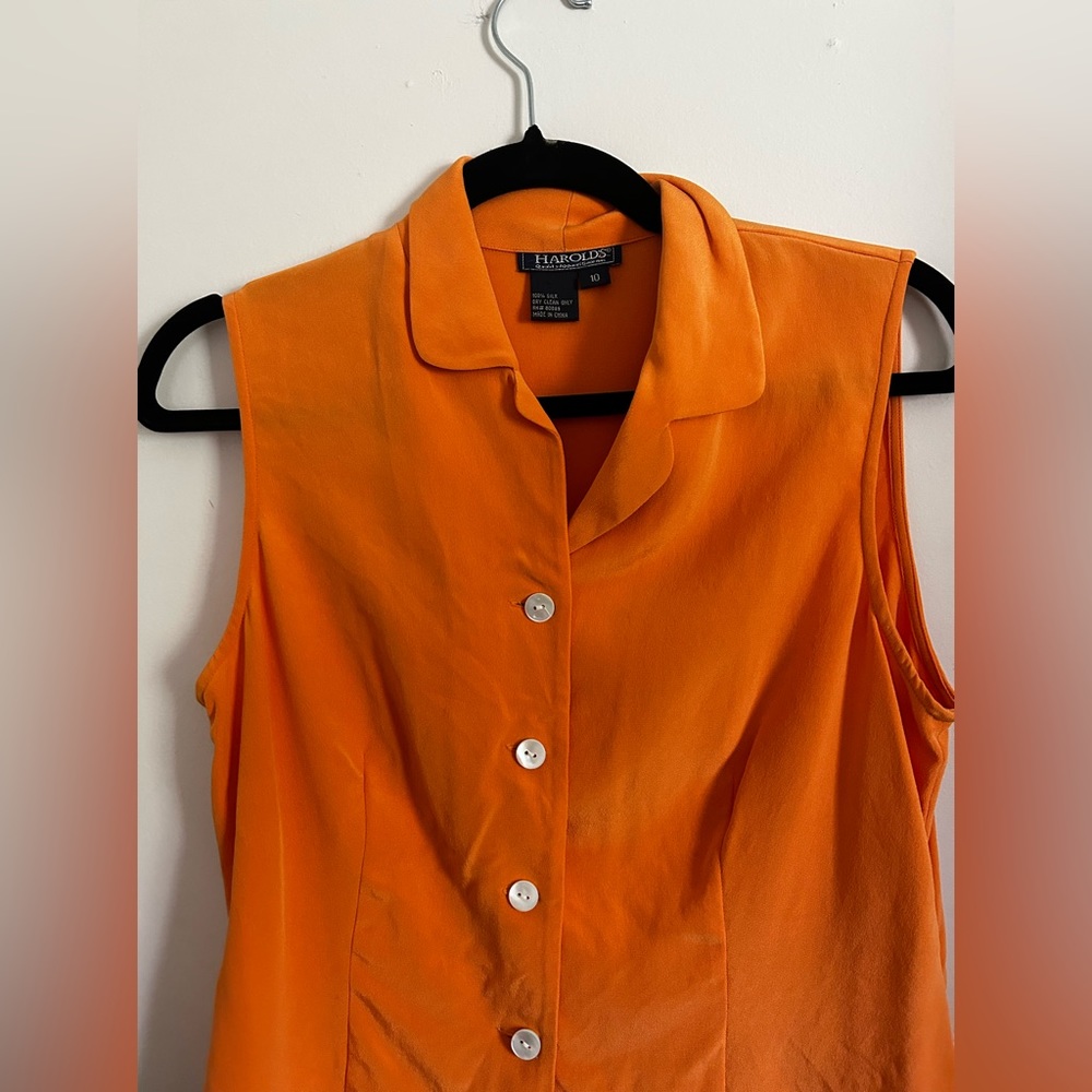 Harold’s silk vest. 100% silk. Size 10. Orange/rust gold in color. Beautiful!